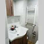 Namaste Industrial Loft Near Seaside Apartman *