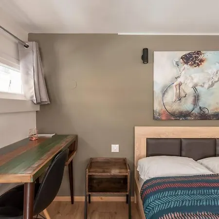 Διαμέρισμα Industrial Loft Near Seaside W 200mbps *