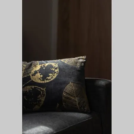 Διαμέρισμα Industrial Loft Near Seaside W 200mbps