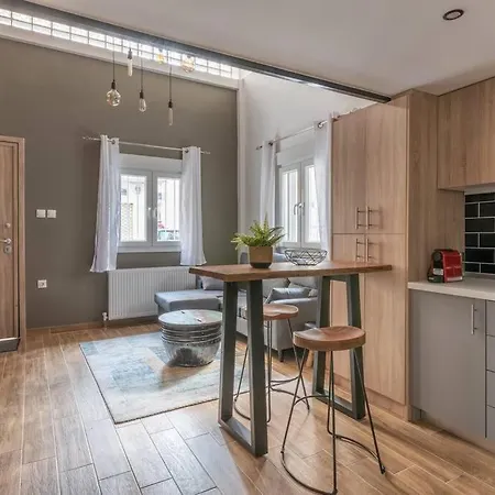 Apartment Namaste Industrial Loft Near Seaside Thessaloniki