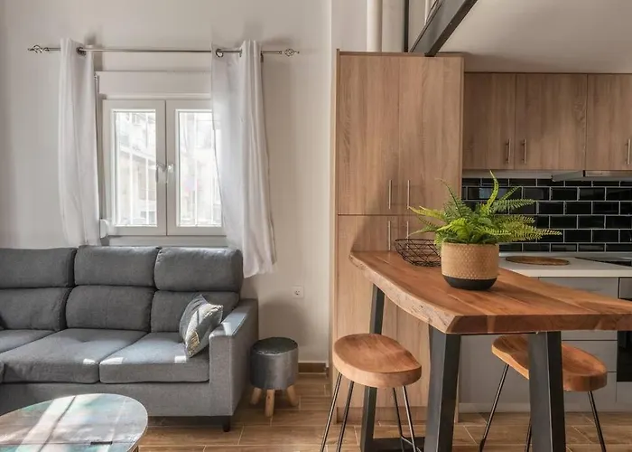 公寓 Namaste Industrial Loft Near Seaside 塞萨洛尼基