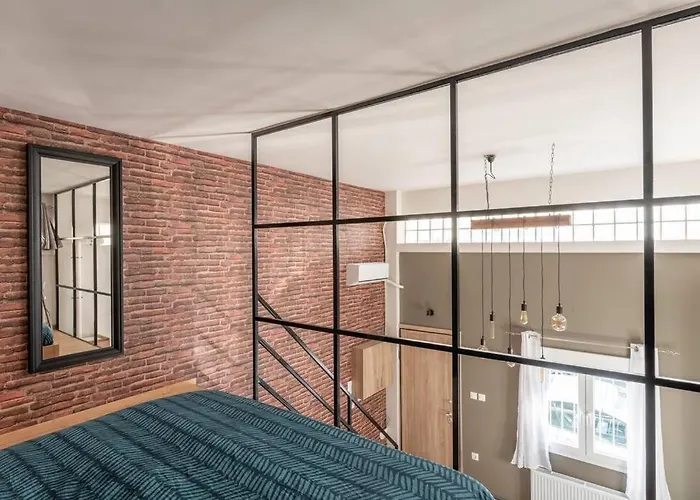 公寓 Namaste Industrial Loft Near Seaside 塞萨洛尼基