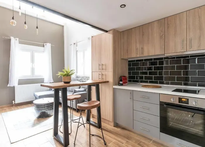 Namaste Industrial Loft Near Seaside Lejlighed